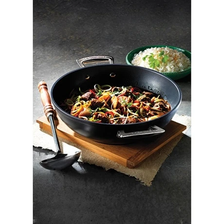 Le Creuset Sauteuse Provençale Et Couvercle Les Forgées 30 Cm 5 Le Creuset Sauteuse Provençale Et Couvercle Les Forgées 30 Cm – Image 3
