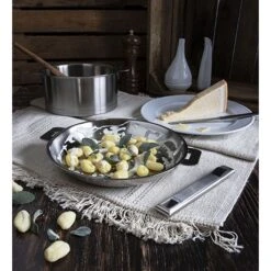 Poêle Inox Strate 28 Cm 9 Poêle Inox Strate 28 Cm -Le Creusec Boutique 271143 3 4 Poele inox Strate 28 cm Cristel