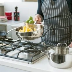 BEKA Sauteuse Inox Avec Couvercle 24 Cm Belvia -Le Creusec Boutique 27281 2 2 Sauteuse inox avec couvercle 24 cm Belvia Beka